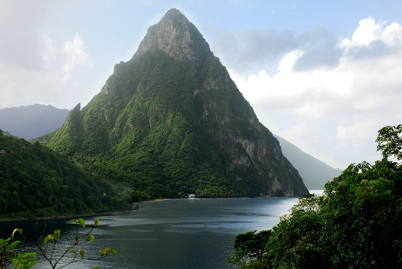 Undiscovered Islands in the Caribbean’s Grenadines